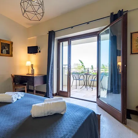 Bed and breakfast Domus Templaris 3*